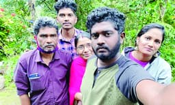 വീട് വെയ്ക്കാന്‍ ലൈഫില്‍ അപേക്ഷ വെച്ച് കാത്തിരിപ്പ് ; ഭാഗ്യം 12 കോടിയുമായി മല കയറി വന്നപ്പോള്‍ അനന്തുവിന് കിട്ടിയത് 100 ഇരട്ടി ലൈഫ് ; റിസള്‍ട്ട് അറിഞ്ഞ അന്ന് ഉറങ്ങിയത് രണ്ടു മണിക്കൂര്‍   