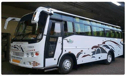 ടൂറിസ്റ്റ് ബസുകള്‍ക്ക് ഏകീകൃത നിറം; സര്‍ക്കാര്‍ ഉത്തരവ് ഹൈക്കോടതി റദ്ദ് ചെയ്തു