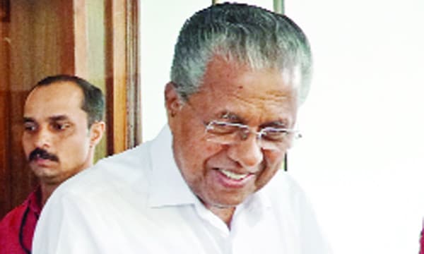 ‘ആ പൂതി മനസില്‍വച്ചാല്‍ മതി, നിങ്ങള്‍ക്കു വേറെന്തോ ഉദ്ദേശ്യമുണ്ട്‌, അതിനു വഴങ്ങാന്‍ തയാറല്ല’ മാധ്യമപ്രവര്‍ത്തകര്‍ക്കെതിരേ വാര്‍ത്താസ​മ്മേളനത്തില്‍ ഉറഞ്ഞുതുള്ളി മുഖ്യമന്ത്രി 