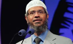 മത പ്രഭാഷകന്‍ സാക്കീര്‍ നായിക്കിന്റെ പീസ് ടി.വി മൊബൈല്‍ ആപ്പും യൂട്യൂബ് ചാനലും നിരോധിച്ചേക്കും