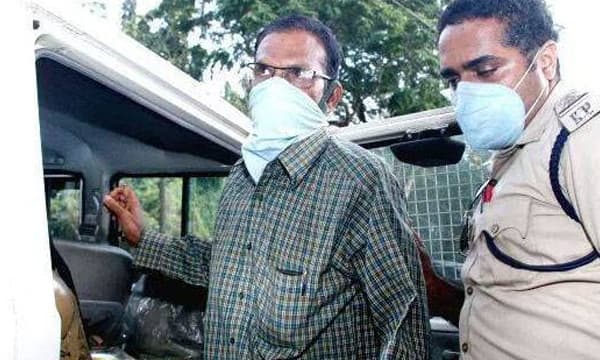 വിജയ് പി  നായര്‍ക്കെതിരെയും വ്യാജ മനശ്ശാസ്ത്ര ചികിത്സകര്‍ക്കെതിരെയും നടപടിയെടുക്കണം 