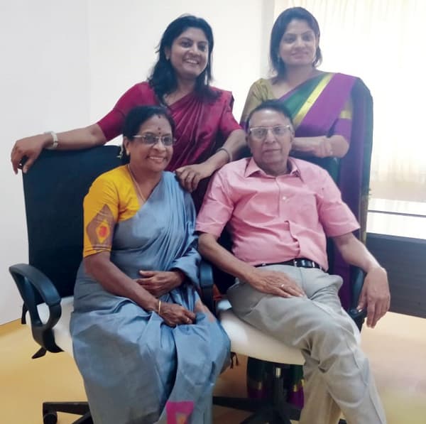 ഞങ്ങള്‍ തളരില്ല; 'സന്തോഷത്തോടെയും രോഗമുക്തിയോടെയും മടങ്ങാം' ഞങ്ങളുണ്ട് നിങ്ങള്‍ക്കൊപ്പം- എസ്.കെ.ഹോസ്പിറ്റല്‍