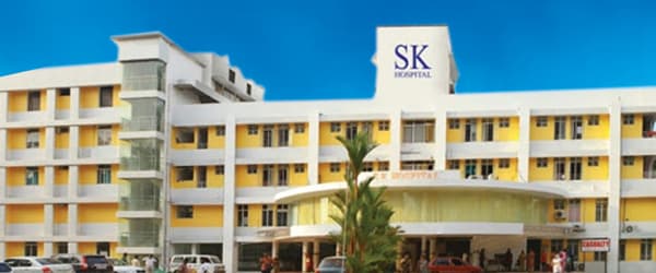ഞങ്ങള്‍ തളരില്ല; 'സന്തോഷത്തോടെയും രോഗമുക്തിയോടെയും മടങ്ങാം' ഞങ്ങളുണ്ട് നിങ്ങള്‍ക്കൊപ്പം- എസ്.കെ.ഹോസ്പിറ്റല്‍