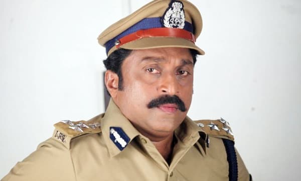 ദൈവമാണ് സിനിമയിലേക്കുള്ള  പ്രമോഷൻ തന്നത്  : മോഹൻ അയിരൂർ 