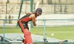 തകര്‍പ്പന്‍ ക്യാച്ചിലൂടെ ബട്‌ലറെ പുറത്താക്കി ദേവദത്ത് പടിക്കല്‍ ; വീഡിയോ