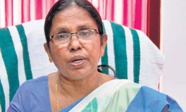 സസ്‌പെന്‍ഷന്‍ നടപടി പുന:പരിശോധിക്കുമെന്ന് ആരോഗ്യമന്ത്രിയുടെ ഉറപ്പ്: ഡോക്ടര്‍മാരുടെ സമരം പിന്‍വലിച്ചു