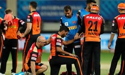 പരിക്കിന്റെ 'പിടിയില്‍' ഐപിഎല്‍: അമിത് മിശ്രയ്ക്കു പിന്നാലെ ഭുവനേശ്വര്‍ കുമാറും പുറത്ത്