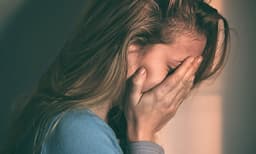 17 കാരിയെ കൂട്ടബലാത്സംഗം ചെയ്തു; പിറ്റേന്ന് പെണ്‍കുട്ടി ആത്മഹത്യ ചെയ്തു ; അന്വേഷണത്തിന് രണ്ടു മാസം കഴിഞ്ഞ് കുഴിതോണ്ടി പോലീസ്