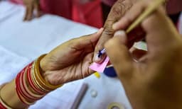 ദളിത് പീഡനവും ആയുധക്കടത്തും ഉള്‍പ്പെടെയുള്ള കേസ് ; സ്ഥാനാര്‍ത്ഥികള്‍ ക്രിമിനലുകള്‍ ; ആര്‍ജെഡിയ്ക്ക് ഇവരുടെ പോപ്പുലാരിറ്റി മതി