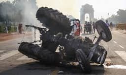 കര്‍ഷകരെ തകര്‍ക്കുന്ന കരിനിയമങ്ങള്‍