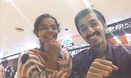 'എല്ലാ തീരുമാനവും ഒറ്റയ്‌ക്കെടുത്തോണമെന്ന് എവിടാ നിയമം?,കെട്ട്യോളോട് കൂടി ആലോചിച്ച് തീരുമാനിക്കുമ്പൊ പെണ്‍കോന്തനാവുന്നെങ്കില്‍ അങ്ങട് ആവട്ട് ചേട്ടാ..'; നെല്‍സണ്‍ ജോസഫിന്റെ കുറിപ്പ്