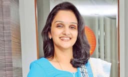 മികച്ചത് കണ്ടെത്താനായി ശരിക്കും ബുദ്ധിമുട്ടി: ജൂറി അംഗമായുള്ള അനുഭവം പറഞ്ഞ് ജോമോൾ