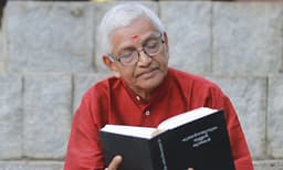 കലാമണ്ഡലം പ്രഭാകരന്‍; അരങ്ങിലെ പ്രഭയായി 75ന്റെ നിറവില്‍