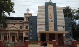 ലോക്ക് ഡൗണ്‍ ഇഫക്ട്: കുര്‍ബാന കൂടാന്‍ മൊബൈല്‍ ആപ്പ്;  കൊന്ത നമസ്‌കാരം  ഗൂഗിള്‍ മീറ്റില്‍ 