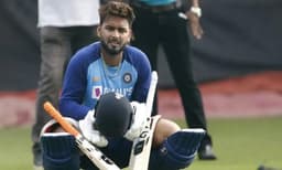 ഫിറ്റ്‌നസിലെ പ്രശ്‌നം ; റിഷഭ് പന്തിന് തിരിച്ചടി , ഫിറ്റ്‌നസ് റിപ്പോര്‍ട്ട് തേടി ബിസിസിഐ