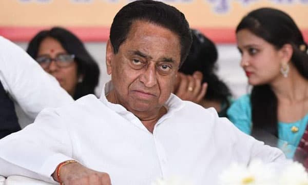 താരപ്രചാരകന് പദവി പിന്വലിച്ച തിരഞ്ഞെടുപ്പ് കമ്മീഷനെതിരെ കമല്നാഥ് സുപ്രീം കോടതിയെ സമീപിച്ചു