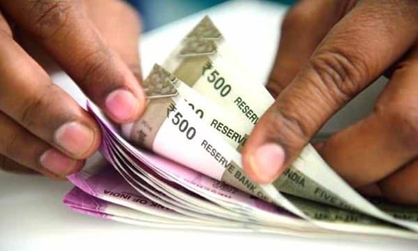 മൊറട്ടോറിയം കാലയളവിലെ പലിശയുടെ പലിശ; രണ്ടു കോടി വരെ വായ്പ എടുത്തവർക്ക് പണം ഇന്ന് അക്കൗണ്ടിൽ എത്തും