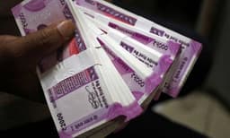 ആഭ്യന്തരോല്‍പ്പാദന വളര്‍ച്ച കുറയുന്നു ; രാജ്യം സാമ്പത്തീക പ്രതിസന്ധിയിലേക്കെന്ന് ആര്‍ബിഐ