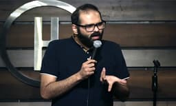 സുപ്രീം കോടതിയെ വിമര്‍ശിച്ചു; ഹാസ്യതാരം കുനാല്‍ കമ്രയ്‌ക്കെതിരെ നടപടി