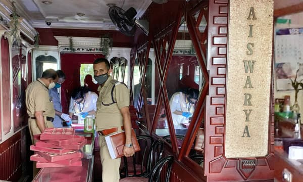 ജ്വല്ലറി പ്രവര്‍ത്തിച്ചിരുന്നത് ഇടിഞ്ഞു പൊളിഞ്ഞു വീഴുന്ന കെട്ടിടത്തില്‍ ; 10 ഗ്രാം പോലും വെക്കാന്‍ പറ്റാത്ത പെട്ടിക്കടയുടെ വലിപ്പത്തിലുള്ള മുറി;  സൂക്ഷിച്ചിരുന്നത് മൂന്ന് കിലോ സ്വര്‍ണ്ണവും 25 കിലോ വെള്ളിയും