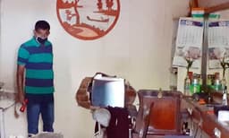 ജ്വല്ലറി പ്രവര്‍ത്തിച്ചിരുന്നത് ഇടിഞ്ഞു പൊളിഞ്ഞു വീഴുന്ന കെട്ടിടത്തില്‍ ; 10 ഗ്രാം പോലും വെക്കാന്‍ പറ്റാത്ത പെട്ടിക്കടയുടെ വലിപ്പത്തിലുള്ള മുറി;  സൂക്ഷിച്ചിരുന്നത് മൂന്ന് കിലോ സ്വര്‍ണ്ണവും 25 കിലോ വെള്ളിയും