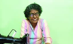 മിഠായിത്തെരുവിലെ പെണ്‍കൂട്ട്