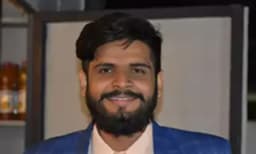 കശ്മീരില്‍ ഇസ്ലാമതത്തെക്കുറിച്ച് ആഴത്തില്‍ പഠിക്കണം ; കേന്ദ്ര സര്‍വകലാശാല ഇസ്ലാമിക പഠന എന്‍ട്രന്‍സ് നേടി ഹിന്ദു യുവാവ്