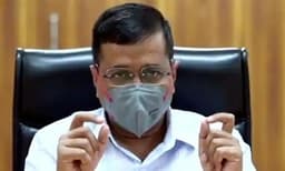 ഡല്‍ഹിയില്‍ കോവിഡ് മൂന്നാം തരംഗം; മാര്‍ക്കറ്റുകള്‍ അടയ്ക്കാന്‍ സര്‍ക്കാര്‍ ആലോചന