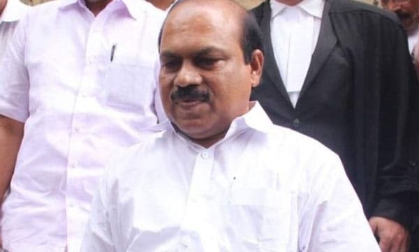 മുന്‍ പൊതുമരാമത്ത് മന്ത്രി വി.കെ ഇബ്രാഹിംകുഞ്ഞ് 14 ദിവസം റിമാന്‍ഡില്‍ 
