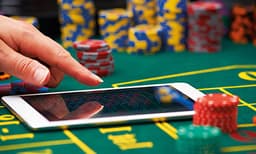 ആത്മഹത്യ പ്രവണത കൂടുന്നു; ഓണ്‍ലൈന്‍ ഗെയിമുകള്‍ക്ക് തമിഴ്‌നാട്ടില്‍ നിരോധനം 