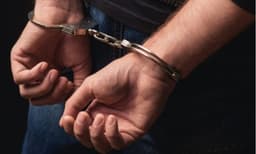 ജ്വല്ലറി മോഷണത്തിനെത്തിയ കള്ളൻ വഴി തെറ്റി കയറിയത് തുണിക്കടയിൽ ; ശ്രമം പാളിയ കള്ളൻ നിരാശനായി മടങ്ങി 