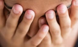 ആദ്യ കെട്ടിലെ മകന്‍ അമ്മയെ ബലാത്സംഗം ചെയ്തു ; മരിച്ചു കിടക്കുന്നെന്ന് രണ്ടാനച്ഛനോട് ചെന്നു പറഞ്ഞു