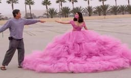 ഈ ഗൗണ്‍ ധരിക്കൂ...കൊറോണ അടുത്തുവരില്ല; വിചിത്ര ഗൗണിന് പിന്നില്‍