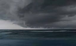 തെക്കന്‍ തമിഴ്‌നാട്ടില്‍ കനത്ത മഴ; ബുറേവി ശ്രീലങ്കയോട് അടുക്കുന്നു