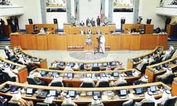 കുവൈത്തില്‍ പുതിയ പാര്‍ലമെന്റ്: വിദേശികൾക്കെതിരെയുള്ള നിര്‍ണായകമായ കരടു ബില്ലുകള്‍ അവതരിപ്പിക്കും 