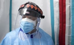 267 ദിവസമായി അവധിയില്ലാതെ കോവിഡ് ഡ്യൂട്ടി ചെയ്ത് ഒരു  ഡോക്ടർ!