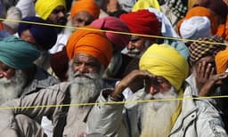 കര്‍ഷകസമരം മറ്റിടങ്ങളിലും കരുത്തു കാട്ടി ; പഞ്ചാബ്, ഹരിയാന, രാജസ്ഥാന്‍, ഉത്തര്‍പ്രദേശ്, മദ്ധ്യപ്രദേശ് സംസ്ഥാനങ്ങളിലും പ്രതിഷേധം