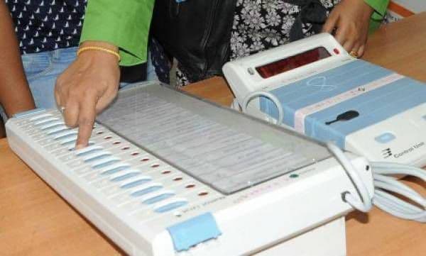 ഗള്‍ഫിലെ പ്രവാസി ഇന്ത്യക്കാര്‍ക്ക് ഇ-തപാല്‍ വോട്ടിന് അവസരം ഉണ്ടായേക്കില്ല 