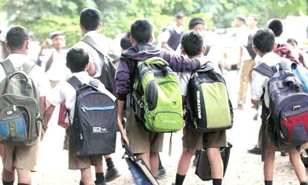 സ്‌കൂളുകള്‍ തുറക്കുമോ...? 10, 12 ക്ലാസുകളിലെ പരീക്ഷ എന്നുണ്ടാകും..?തീരുമാനം ഇന്നറിയാം