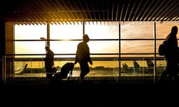 കൊറോണ വൈറസിന്റെ പുതിയ വകഭേദം: യു.കെ വിമാനങ്ങള്‍ വിലക്കി നെതര്‍ലണ്ട്‌സ്