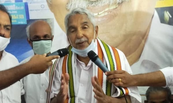 നിയമസഭാ തെരഞ്ഞെടുപ്പ് നേരത്തേ? ഉമ്മന്‍ ചാണ്ടി പ്രചാരണസമിതി അധ്യക്ഷനായേക്കും ; അഞ്ച് ഡി.സി.സി. അധ്യക്ഷന്‍മാര്‍ തെറിക്കും