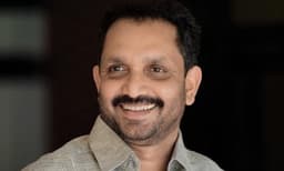 കുഞ്ഞാലിക്കുട്ടി മത്സരിക്കുമ്പോള്‍ പാണക്കാട് തങ്ങള്‍ തിരഞ്ഞെടുപ്പ് ചെലവ് വഹിക്കുമോ?:  കെ സുരേന്ദ്രന്‍