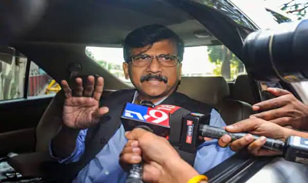 പി.എം.സി ബാങ്ക് തട്ടിപ്പ് കേസ്: ശിവസേന നേതാവ് സഞ്ജയ് റൗത്തിന്റെ ഭാര്യയ്ക്ക് എന്‍ഫോഴ്‌സ്‌മെന്റ് നോട്ടീസ് 