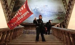 US Capitol Violence : 4 Dead as Pro-Trump Mob Clashes With Police, Say Reports