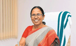 സംസ്ഥാനം വാക്‌സിന്‍ വിതരണത്തിന് സജ്ജമെന്ന് ആരോഗ്യമന്ത്രി; നാളെ എല്ലാ ജില്ലകളിലും ഡ്രൈ റണ്‍