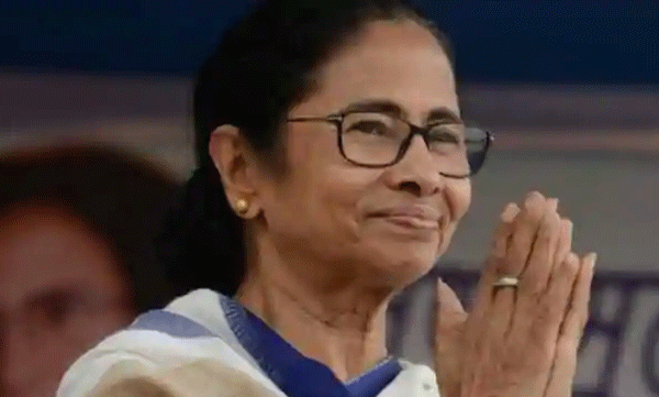 തീയേറ്ററുകളില്‍ മുഴുന്‍ സീറ്റുകളിലും പ്രവേശനം നല്‍കും; പ്രഖ്യാപനവുമായി മമതാ ബാനര്‍ജി