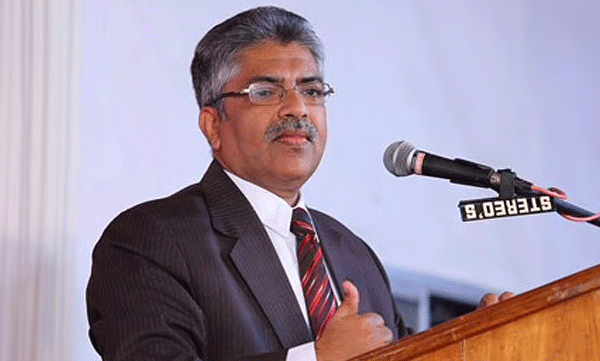 നിയമസഭയിലേക്ക് മത്സരിക്കുന്ന കാര്യം ആലോചനയില്‍; കമാല്‍ പാഷ