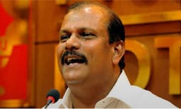 പ്രതിഷേധം; പി.സി. ജോര്‍ജിന്റെ കാര്യം യു.ഡി.എഫ്‌. പരിഗണിച്ചില്ല, ആരുടേയും അപേക്ഷ ലഭിച്ചിട്ടില്ലെന്ന് ചെന്നിത്തല, എന്‍.സി.പി.യുടെ കാര്യം ഇടതുമുന്നണി വിട്ടശേഷം,  മുന്നണി വിപുലീകരണമില്ലെന്ന് മുല്ലപ്പള്ളി
