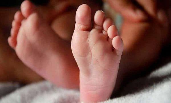 പീഡനത്തിന് ഇരയായ 16കാരി പ്രസവിച്ച കുഞ്ഞ് പാൽ കുടിക്കുന്നതിനിടെ മരിച്ചു 