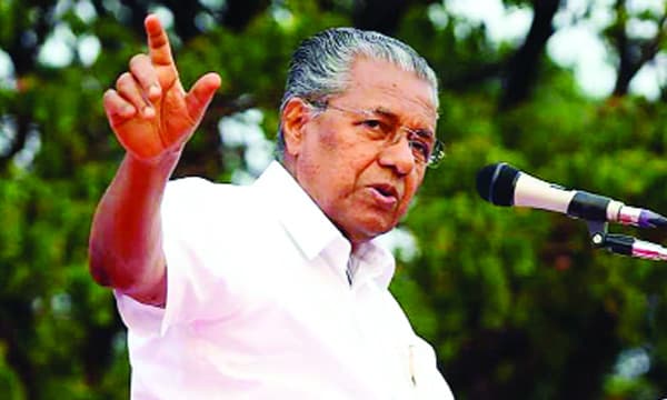 കുത്തകകളെ സംരക്ഷിക്കാനുള്ള നടപടി ; വിമാനത്താവളം അദാനിക്ക് കൈമാറിയതിനെ വിമര്‍ശിച്ച് മുഖ്യമന്ത്രി